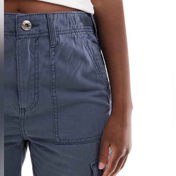 Bershka Straight Leg Cargo Pants in Graphite Blue 10 - Picture 7 of 10